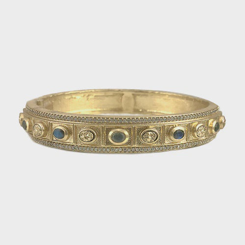 Gold Bela Small Oval Bangle