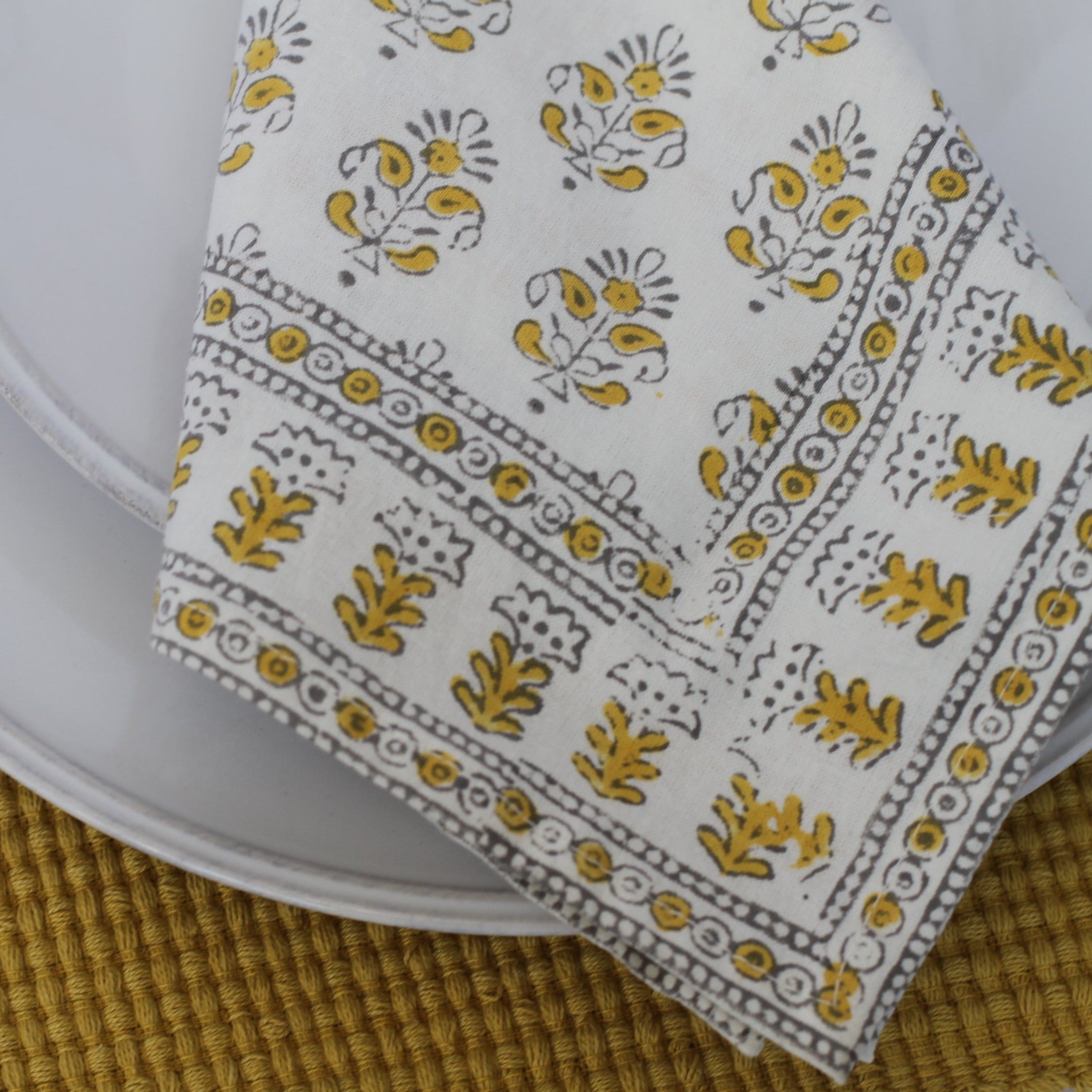 Alwar Mustard White Napkin