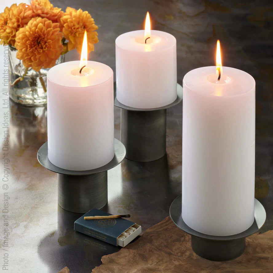 Rennik Candle Holder