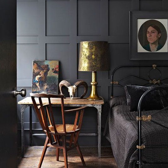 Farrow & Ball Railings No. 31