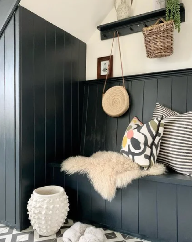 Farrow & Ball Railings No. 31