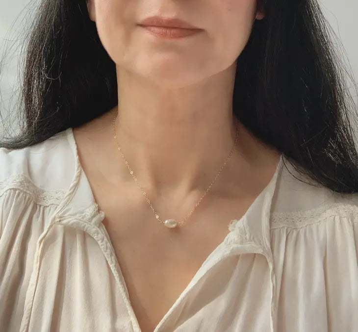 Single Pearl Necklace