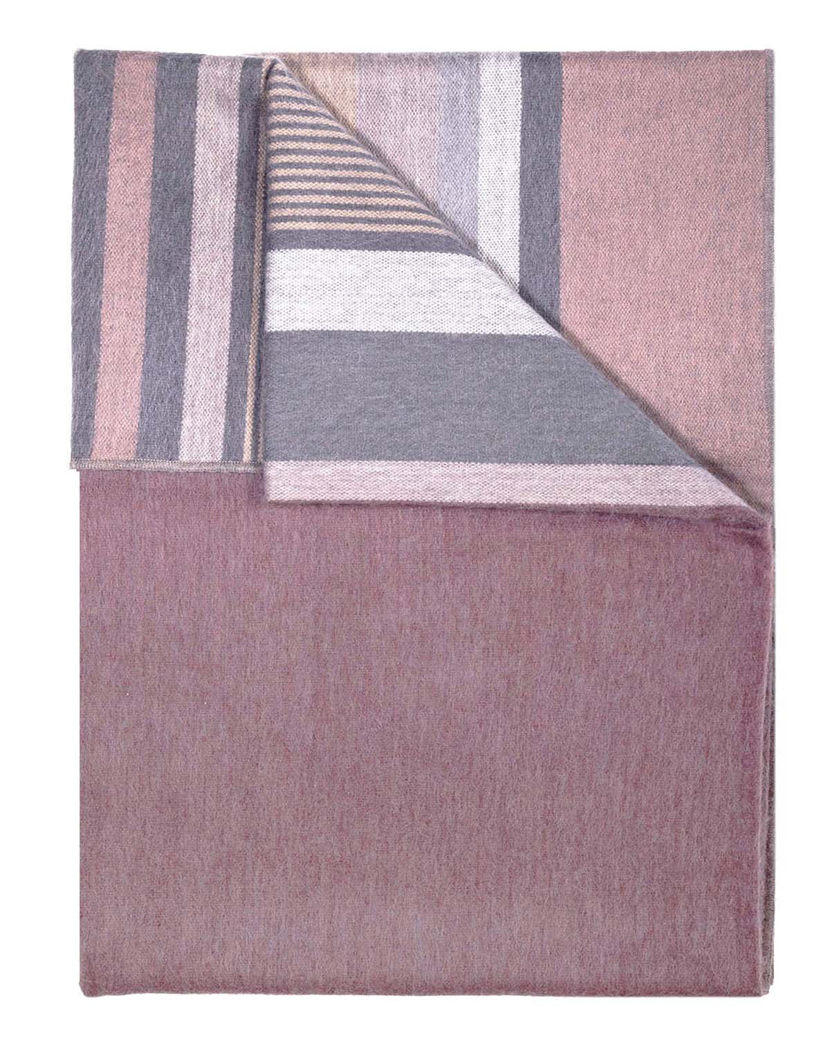 White Cranberry Alpaca Throw