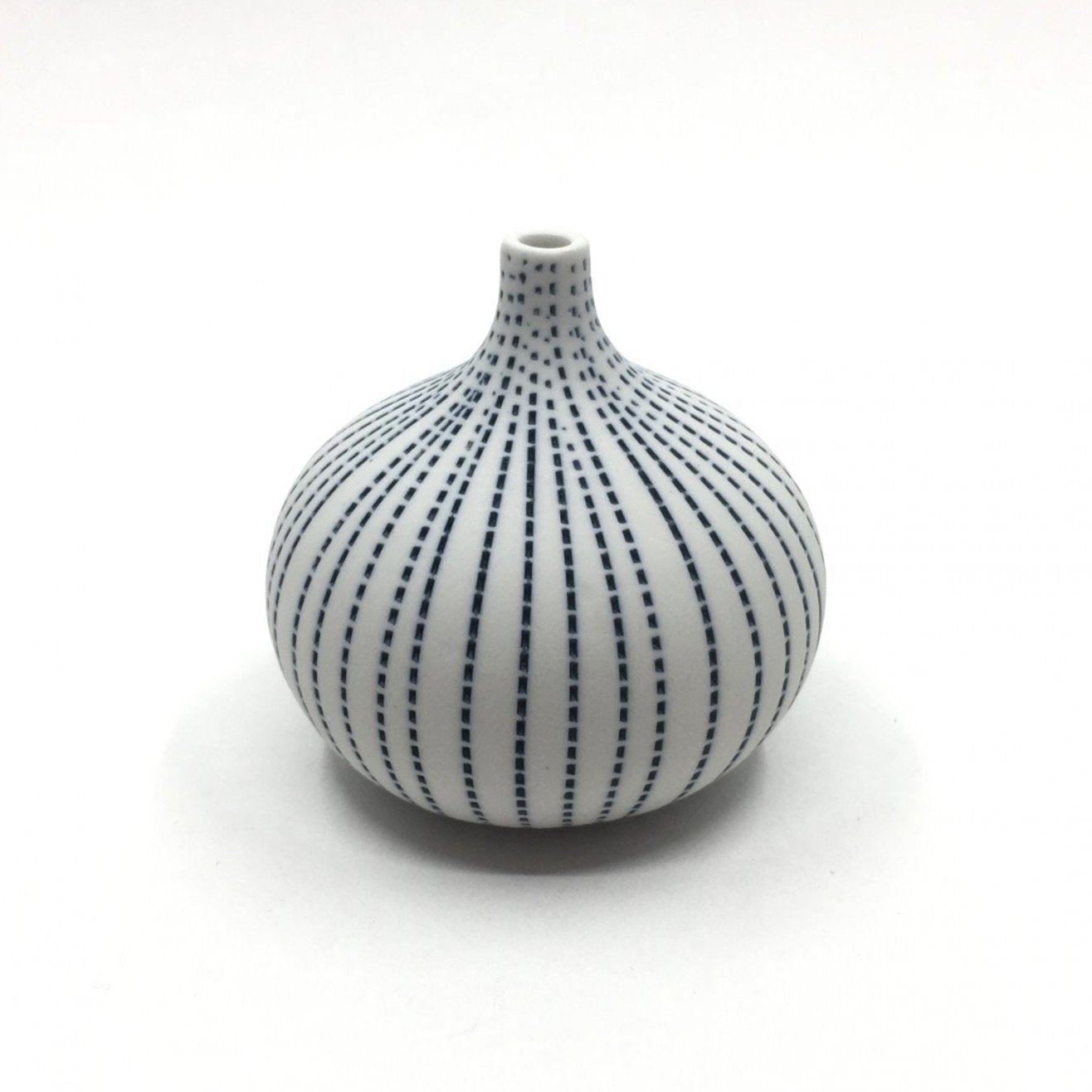 Congo Blue Dot Tiny L Vase