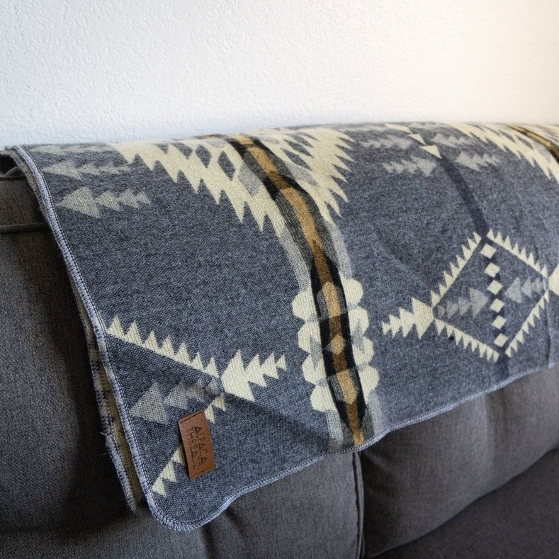Andean Alpaca Blanket Cloud
