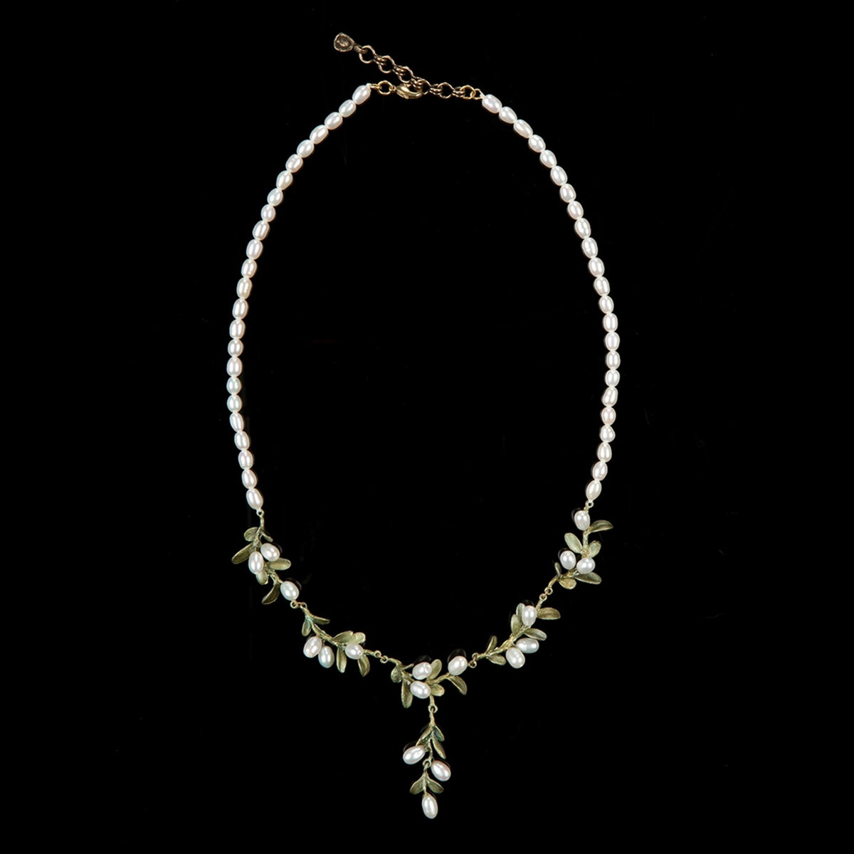 Boxwood Pearl Necklace