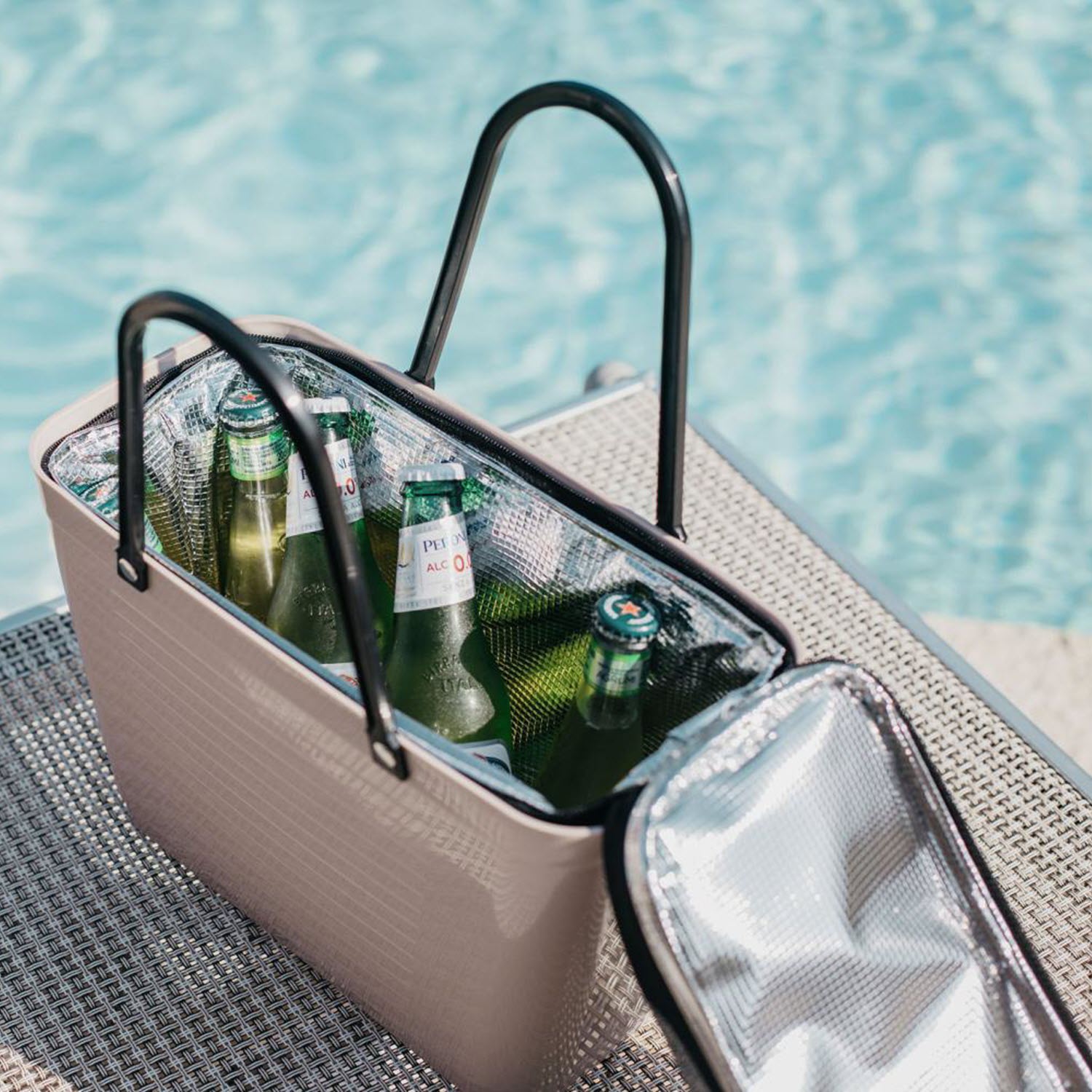 Hinza Black Cooler Insert