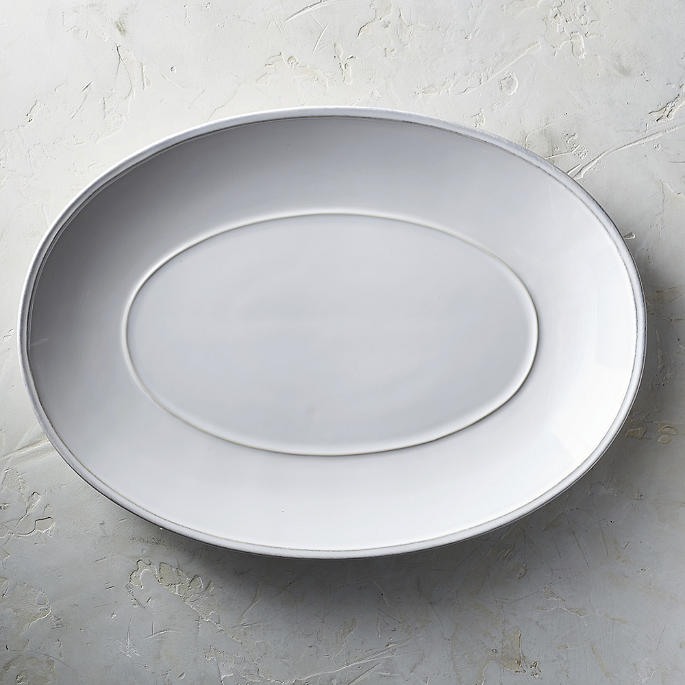 Friso White Med Oval Platter