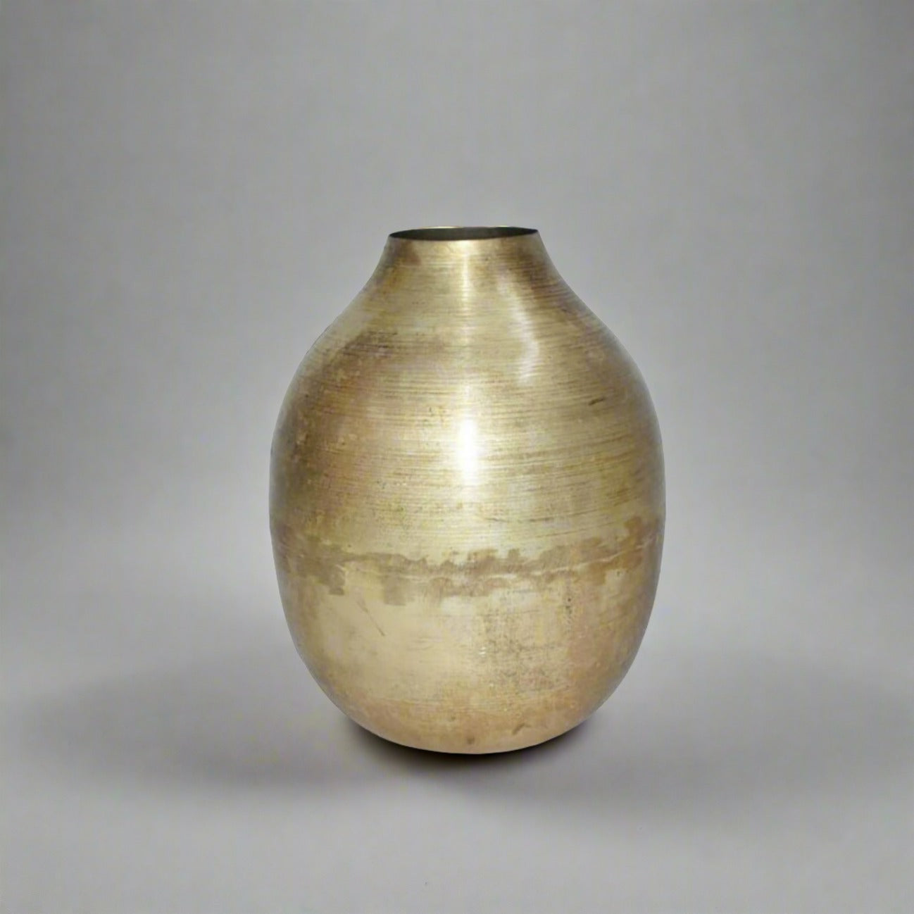 Medium Iron Vase Brass