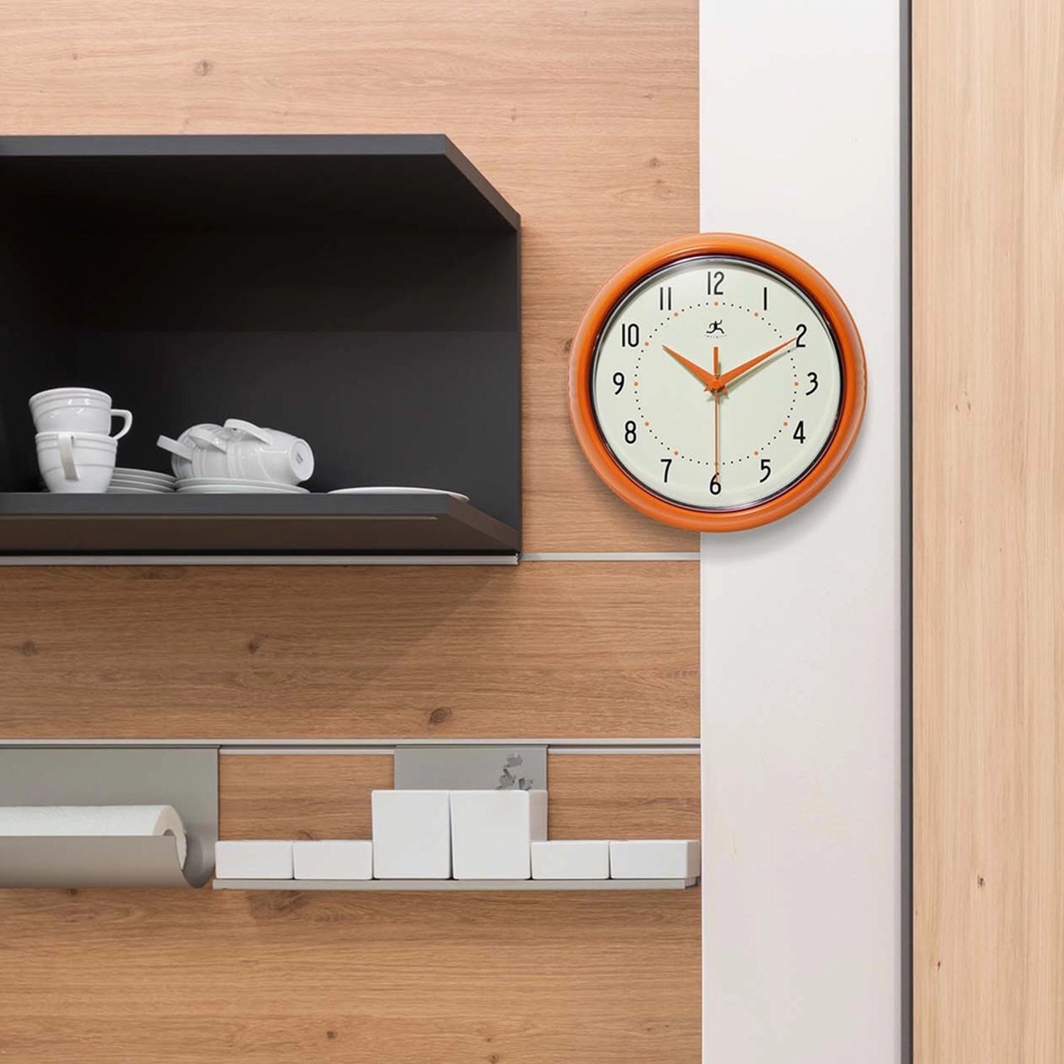 9.5" Retro Round Wall Clock