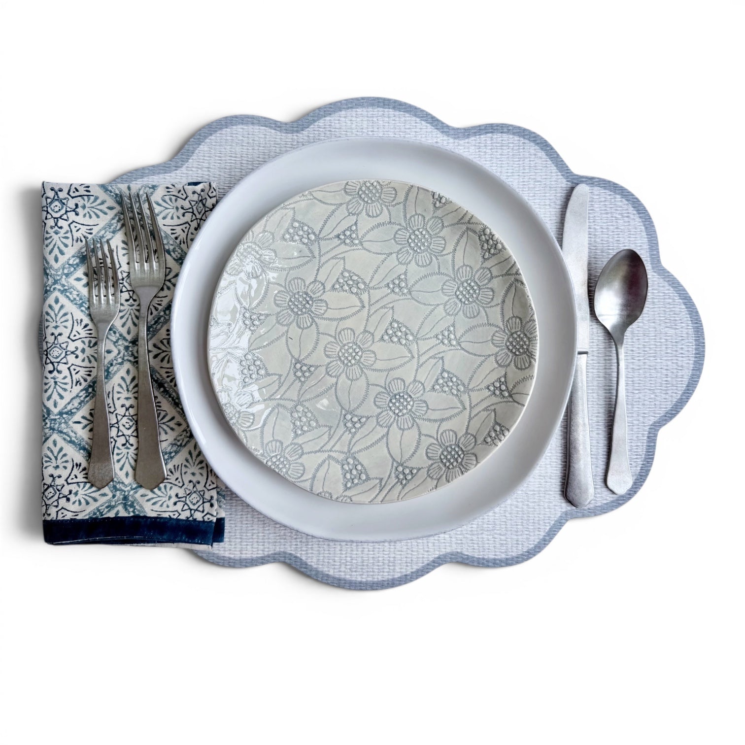 Tempo Scalloped Oval PM