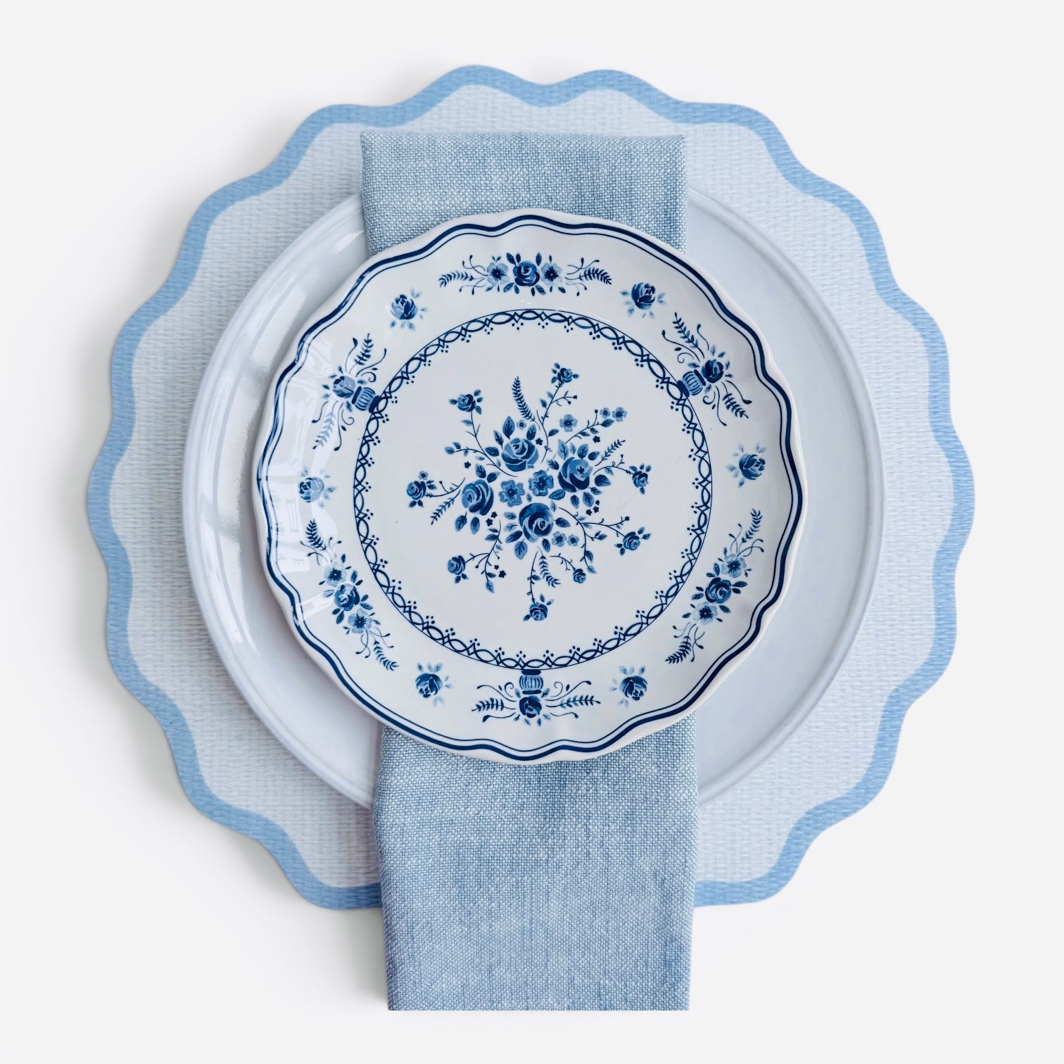 Tempo Scalloped Round PM