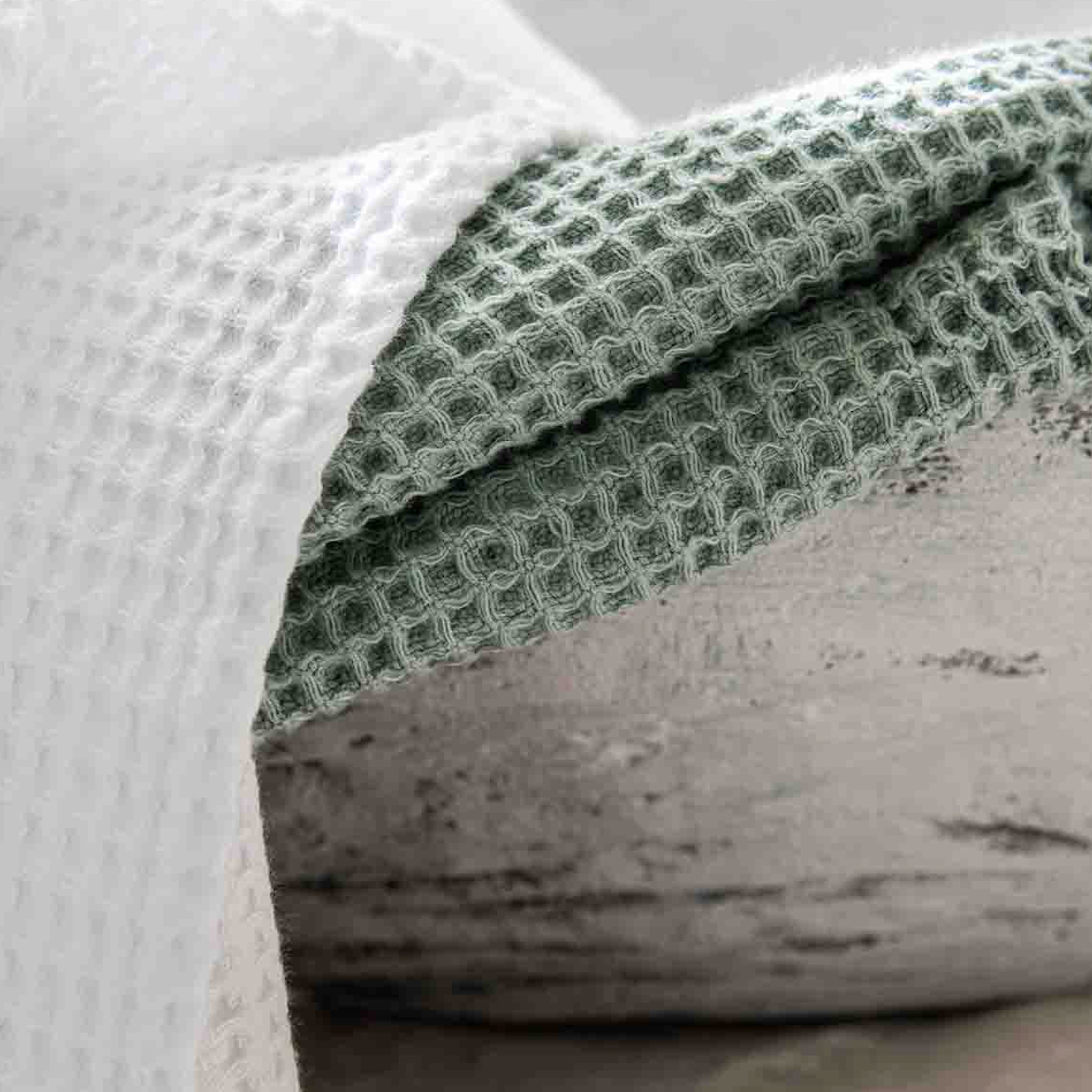 Timor Blanc Waffle Towel