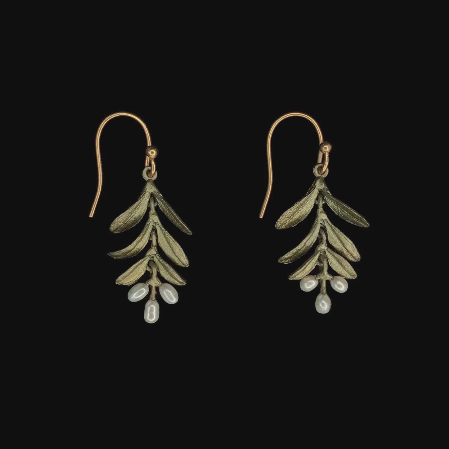 Garden Vine Wire Earring