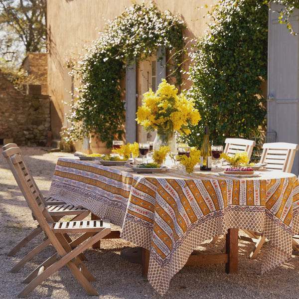 Avignon Dijon/Blue Tablecloth