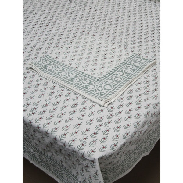 Holiday Winterberry Linens